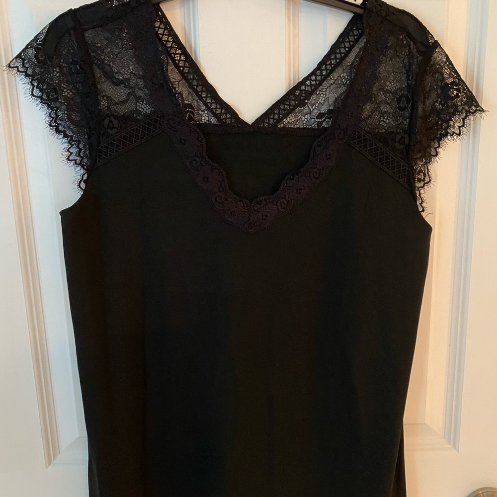 Black cotton tank top size lg w lace V-neck, shoulder, across top of the back